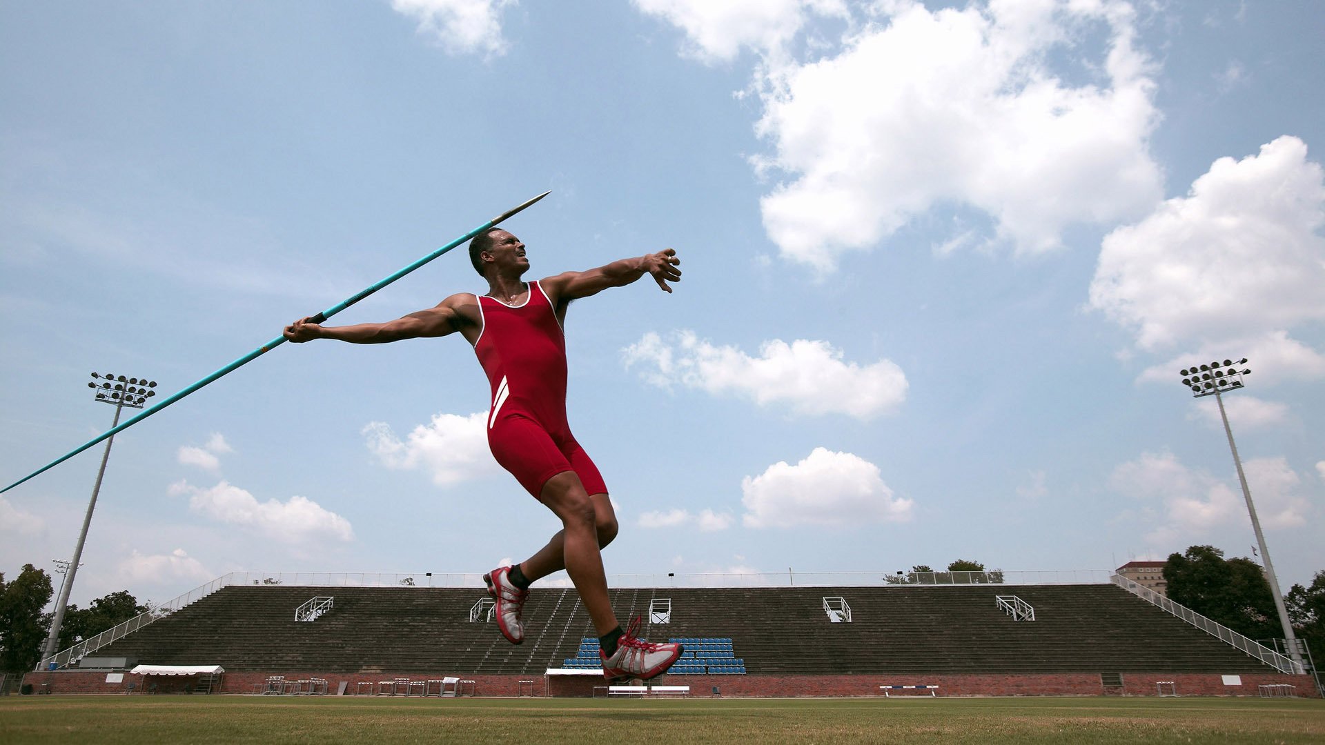 中国自行车队在国际公路赛中表现稳定，公路自行车赛中国选手