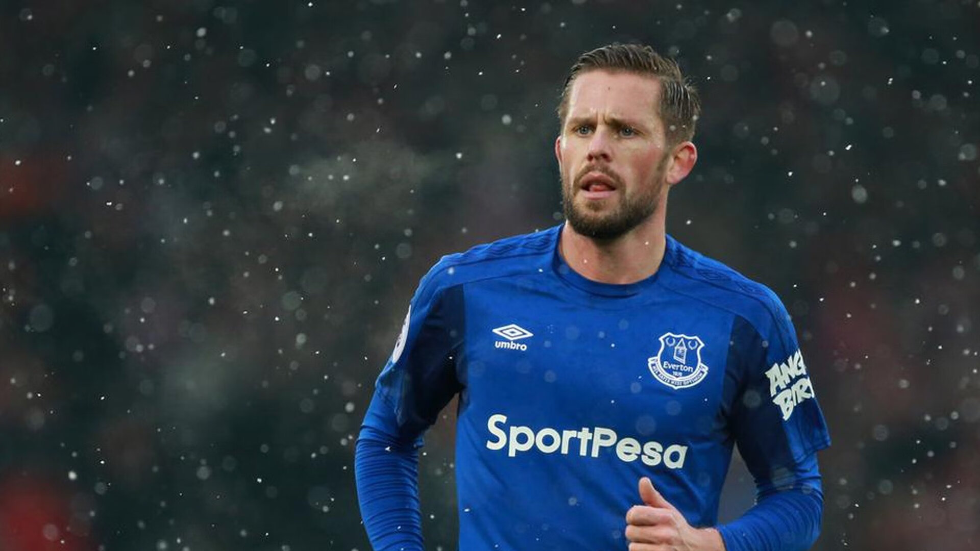 中超“河南德比”河南队主场战平河南嵩山龙门 90分钟鏖战难分高下